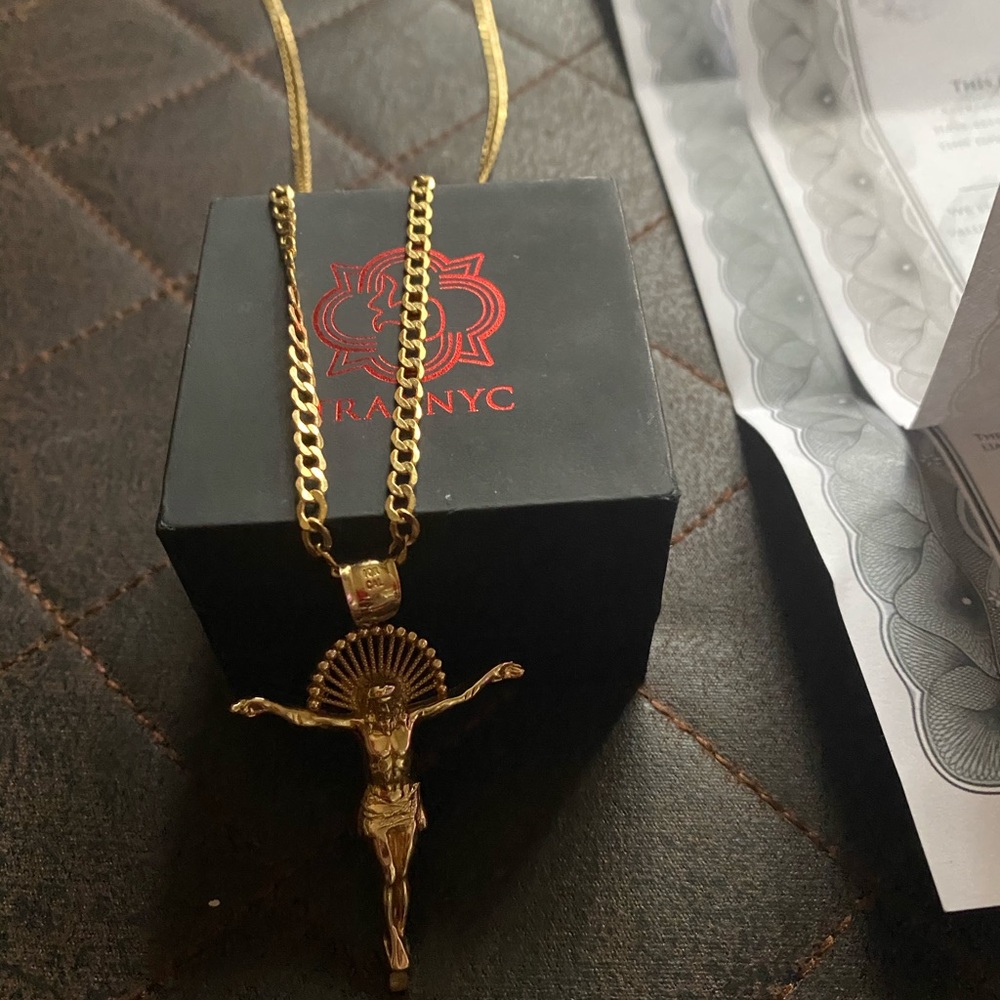 10k 24 inch 3.5 mm solid gold chain with pendant - Picture 2 of 6